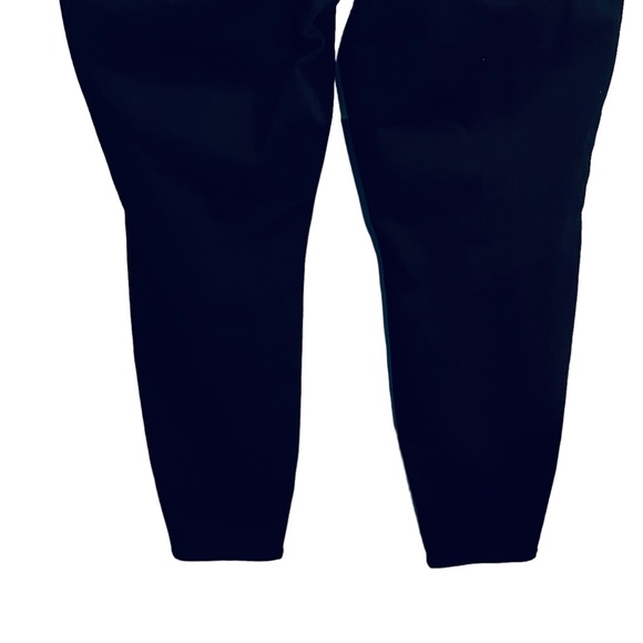 TORRID Sky High Skinny Jeans Ripped Black Size 24T - Picture 13 of 15